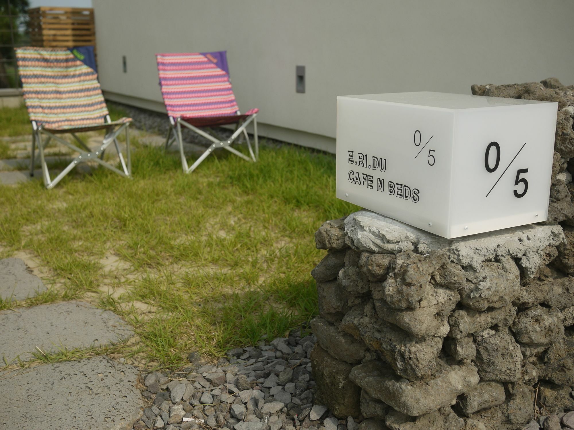 Eridu Cafe N Beds Hotel Seogwipo-stad Buitenkant foto